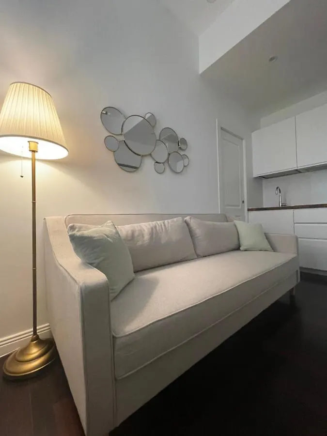 Bilocale Di Prestigio: Milano Centro Lägenhet