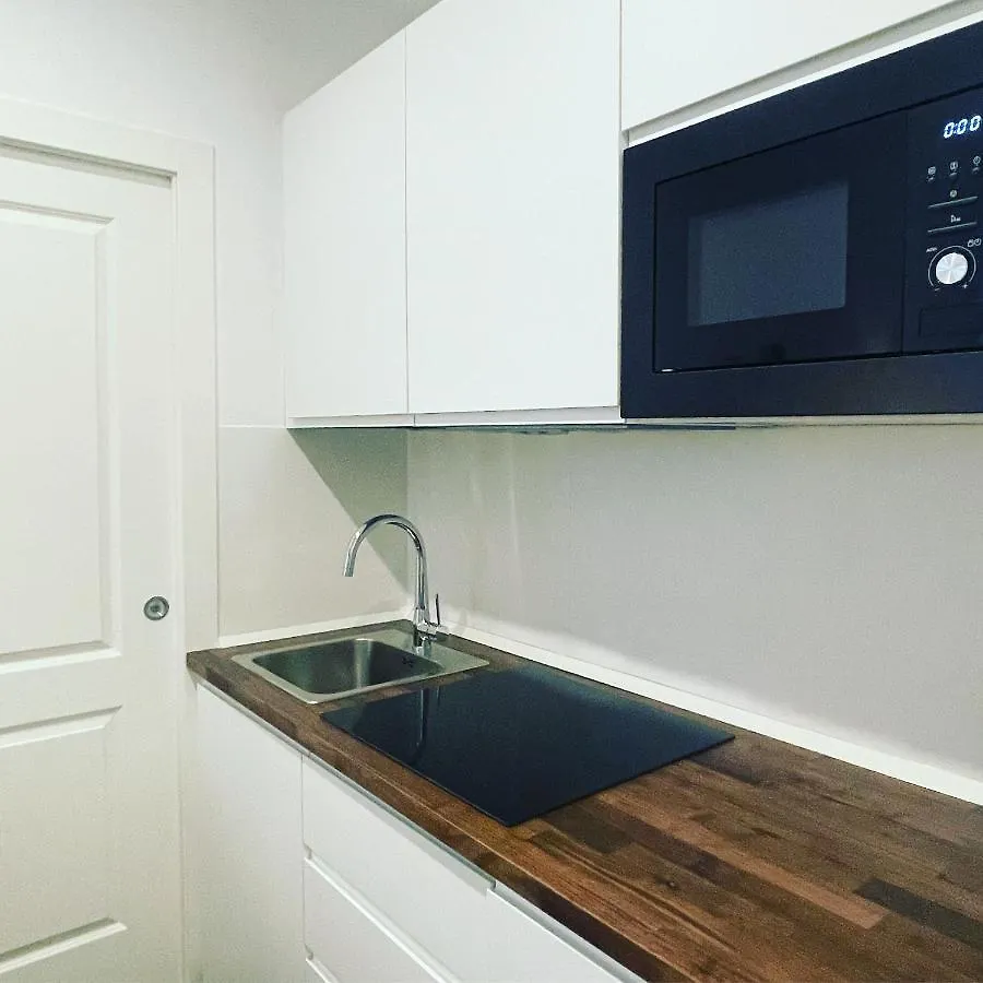 Bilocale Di Prestigio: Milano Centro Lägenhet
